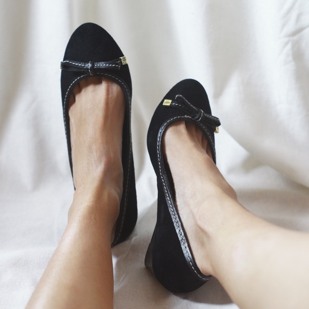 LAUREN Ralph Lauren Bernee Low Wedge, Black Suede, Size 6.5B